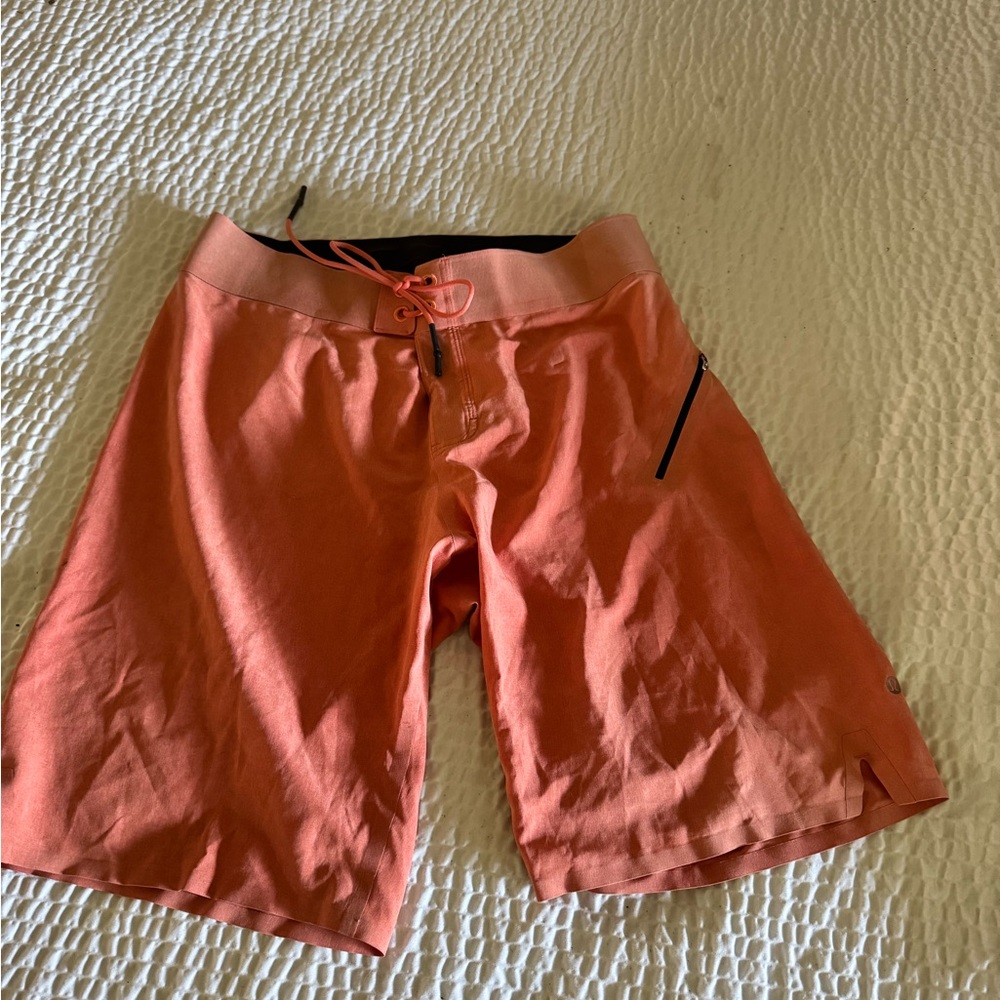 Lululemon Athletica Orange Hybrid Shorts Lightweight Fit